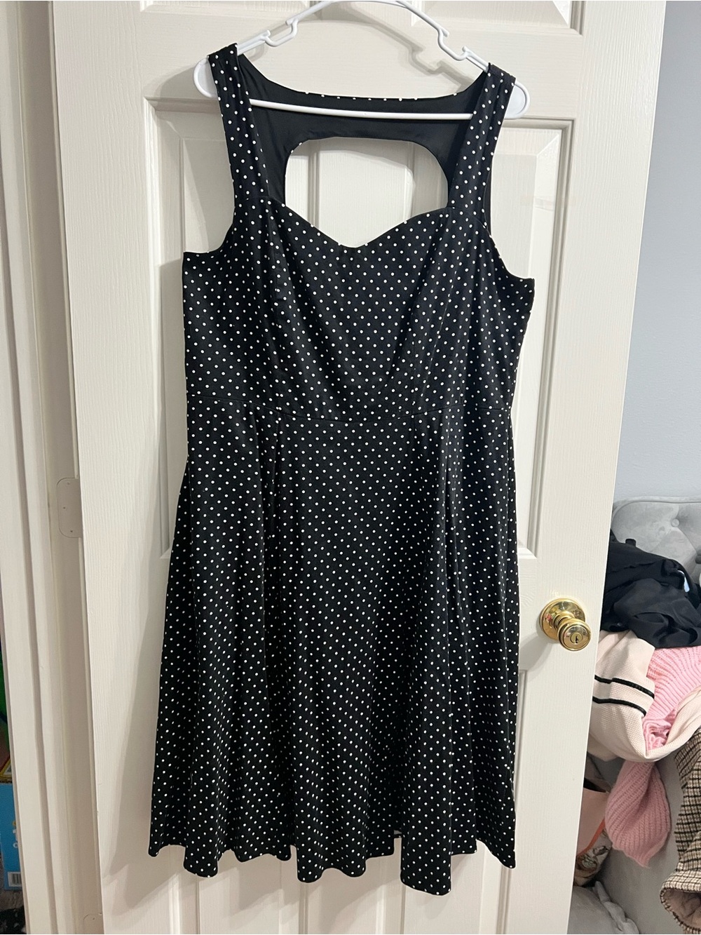 Polka Dot Midi Dress with Sweetheart Neckline - Black/White